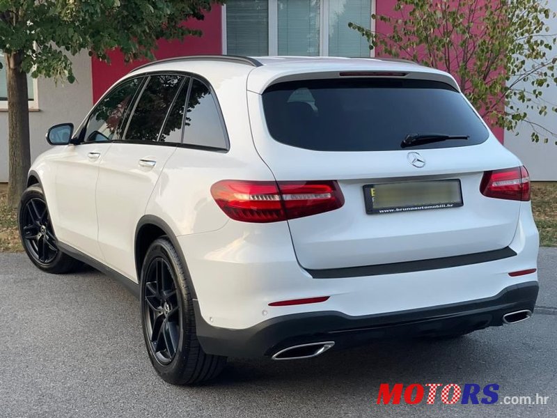 2017' Mercedes-Benz GLC 350 D photo #3