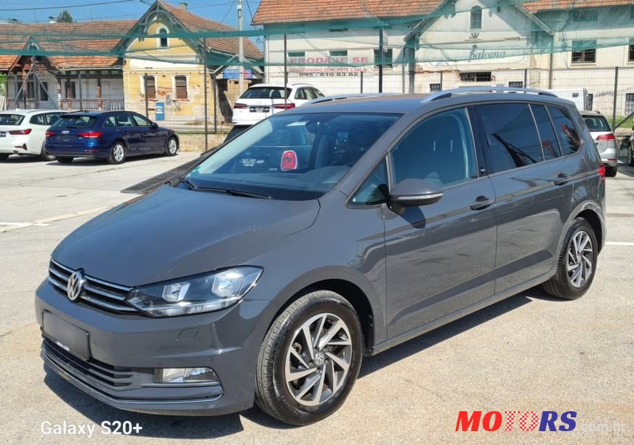 2017' Volkswagen Touran 1,6 Tdi Bmt Dsg photo #2