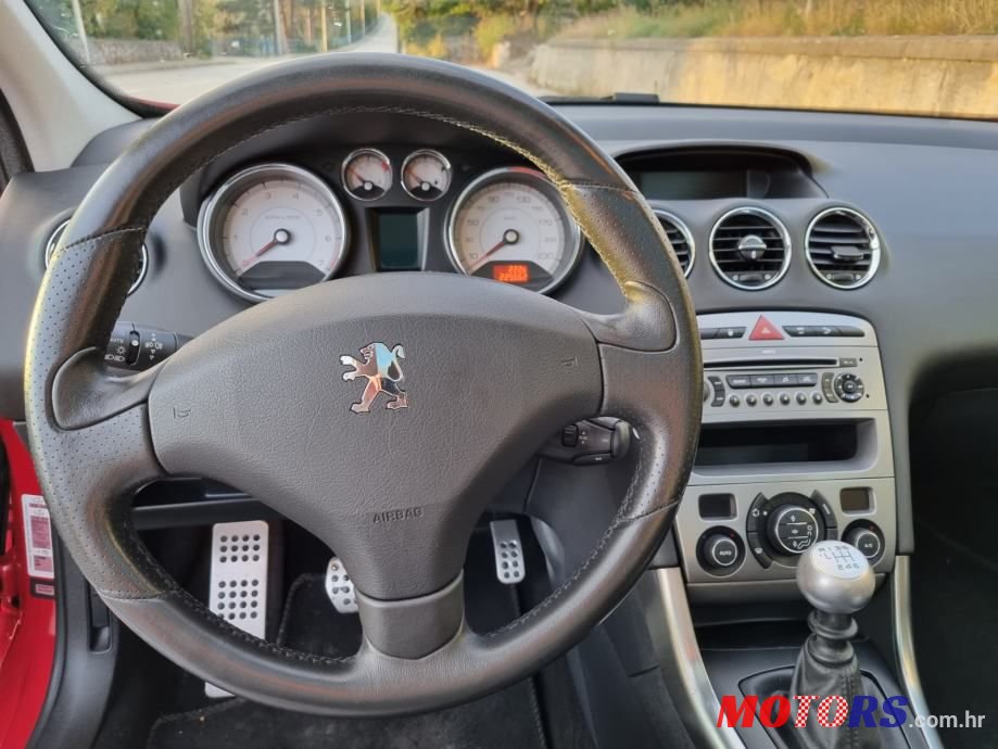 2008' Peugeot 308 photo #3