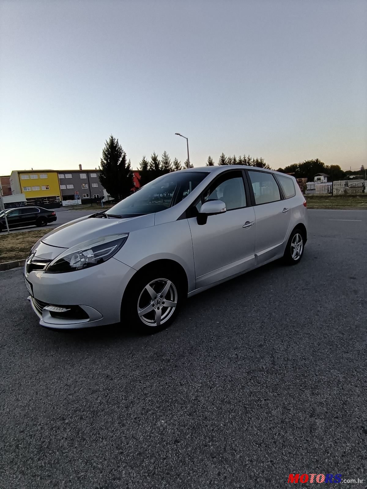 2014' Renault Megane Scenic 1.5Dci photo #1