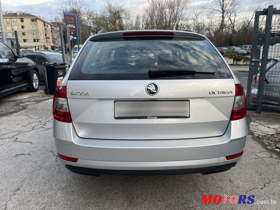 2018' Skoda Octavia Combi photo #5