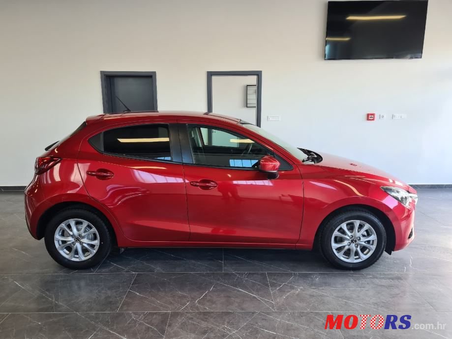 2015' Mazda 2 G75 Challenge photo #4