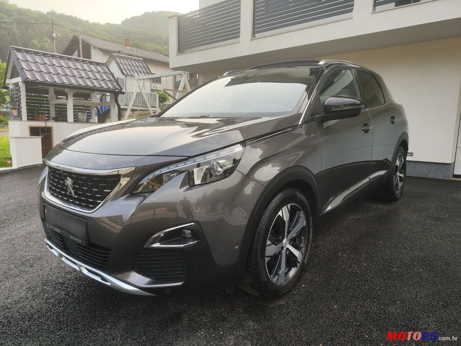 2018' Peugeot 3008 1,6 Bluehdi photo #2