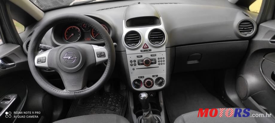 2012' Opel Corsa 1,2 16V photo #3