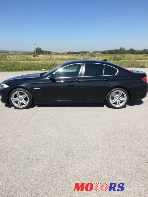 2013' BMW Serija 5 520D photo #5