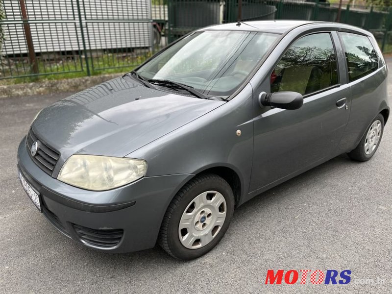 2005' Fiat Punto 1,2 16V photo #3