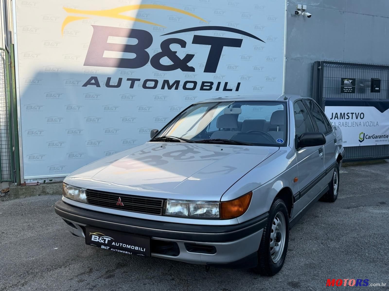 1990' Mitsubishi Lancer 1500 Glx photo #1