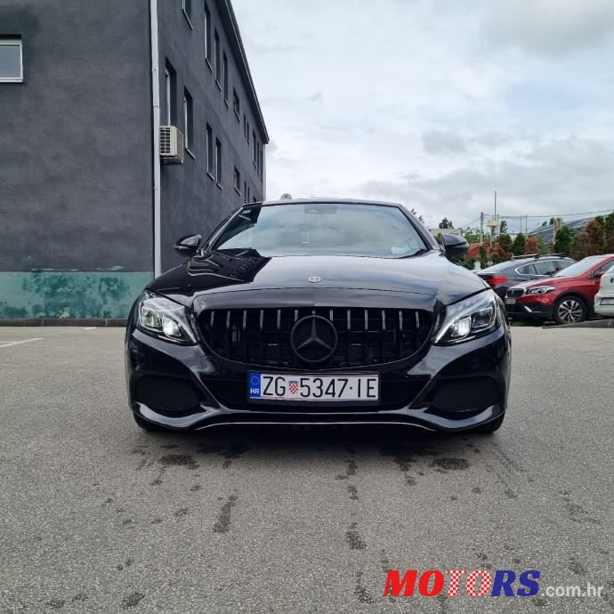 2017' Mercedes-Benz C-Klasa 220 D photo #2