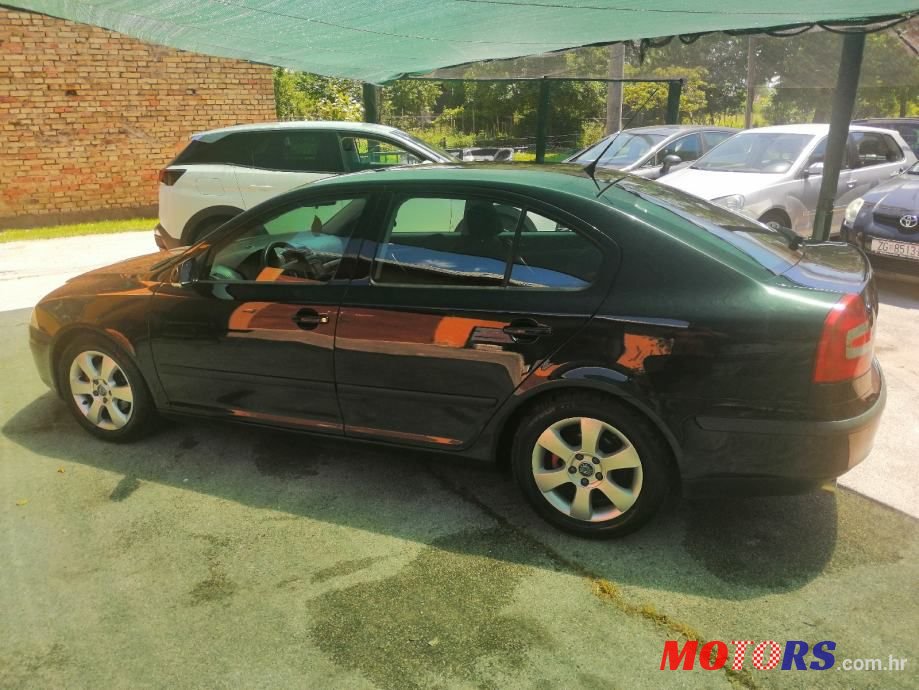 2008' Skoda Octavia 1,6 Fsi photo #3