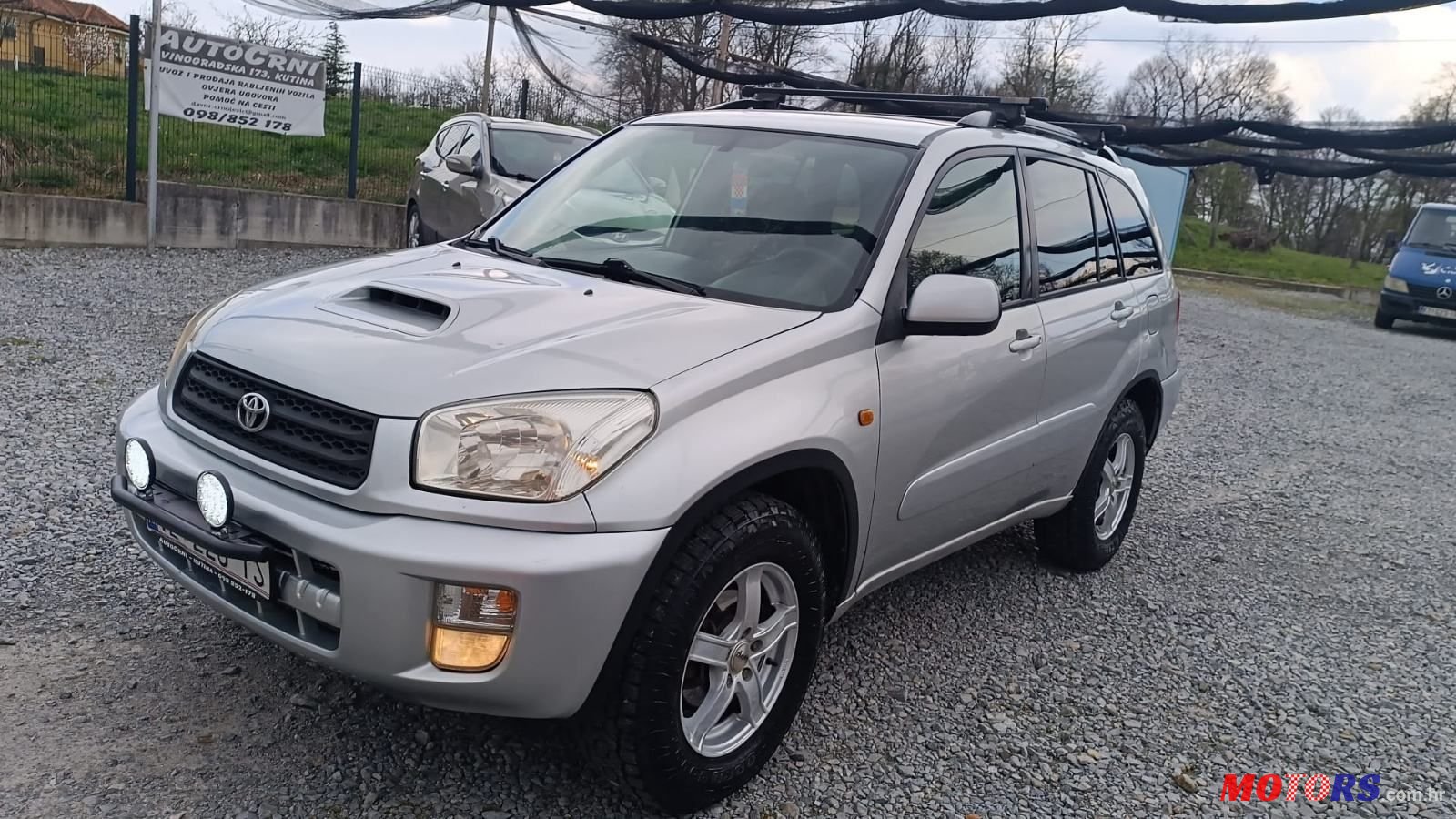 2003' Toyota RAV4 2,0 D-4D photo #2