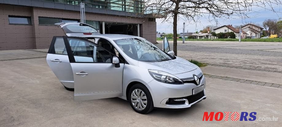 2013' Renault Scenic 1,5 Dci photo #5