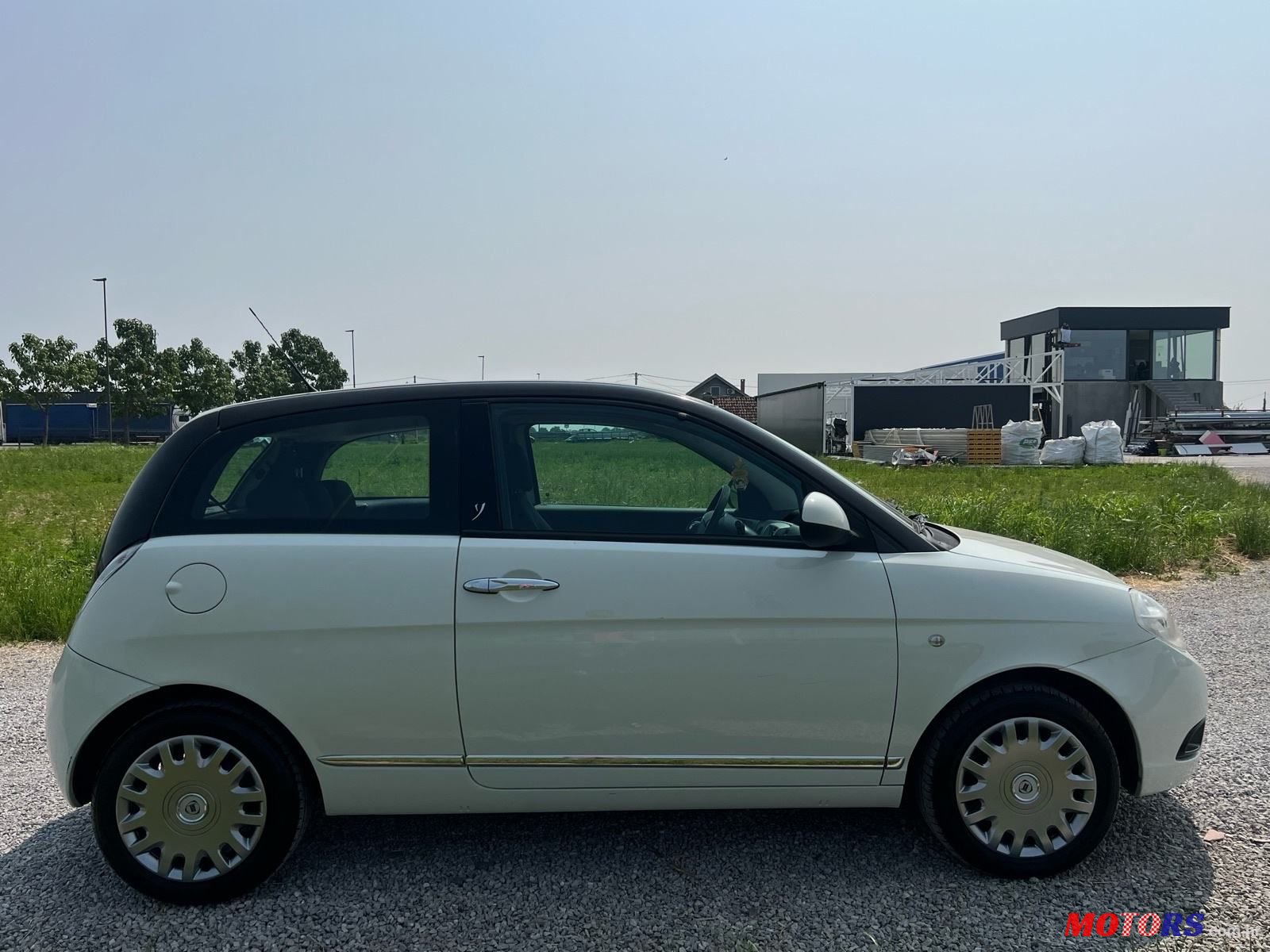 2011' Lancia Y 1,2 8V photo #5