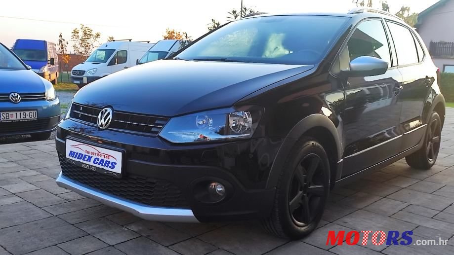 2012' Volkswagen Polo photo #2