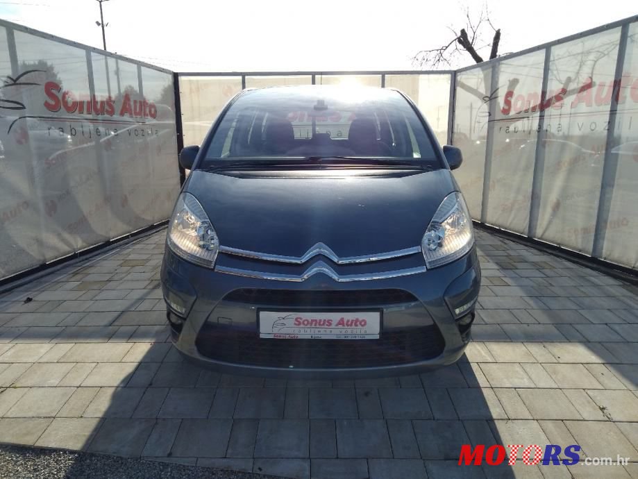 2012' Citroen C4 Grand Picasso photo #2