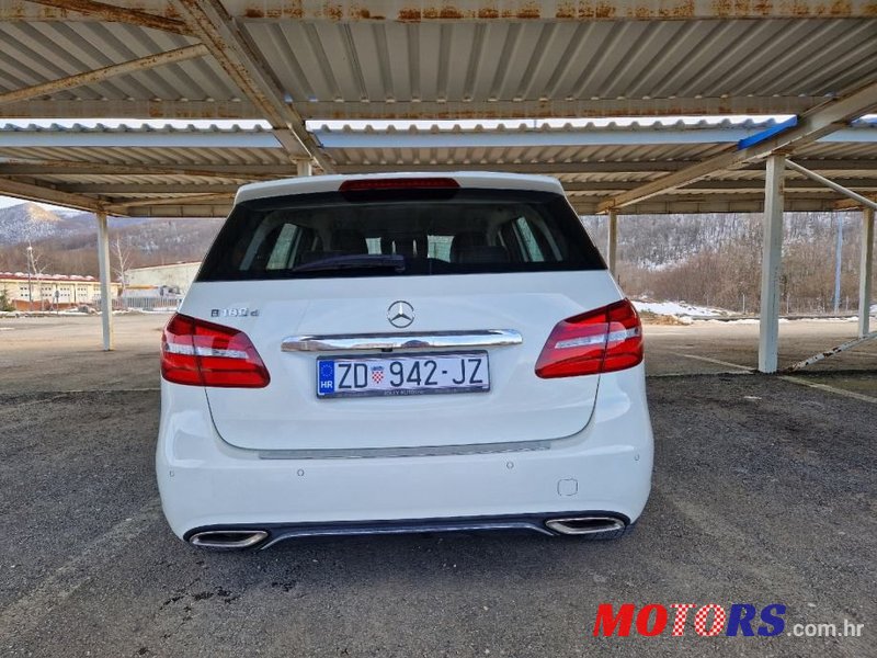 2018' Mercedes-Benz B-Klasa B 180 photo #6