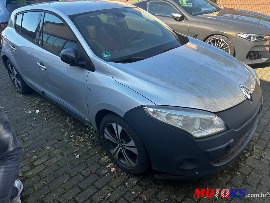 2015' Renault Megane Dci photo #2