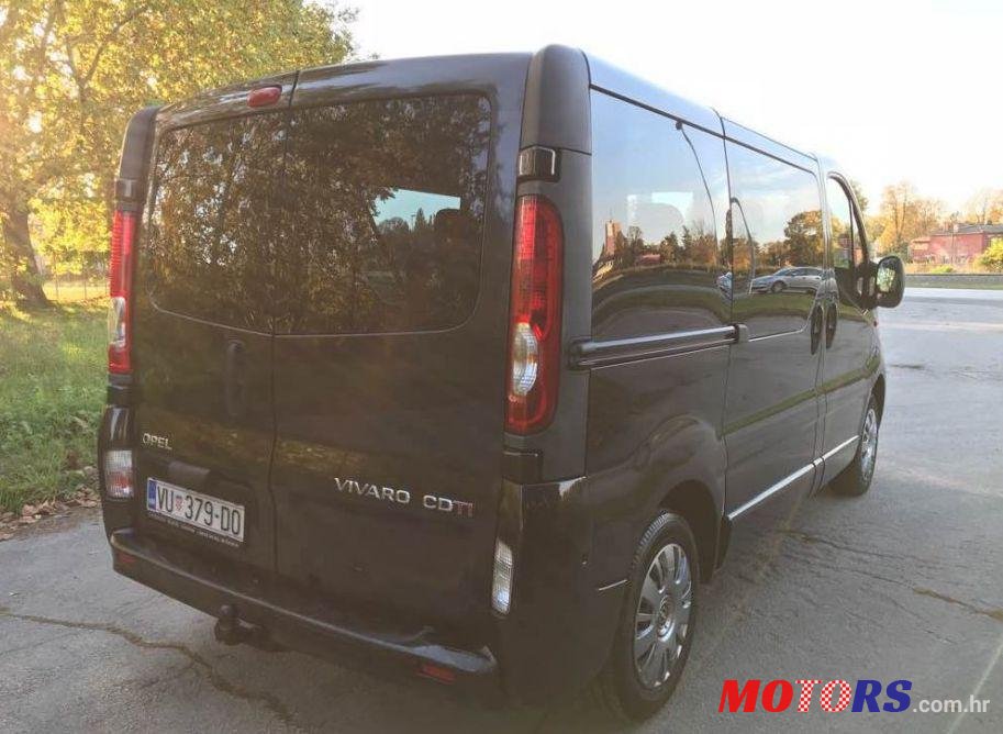 2010' Opel Vivaro 2.0 Cdti photo #2