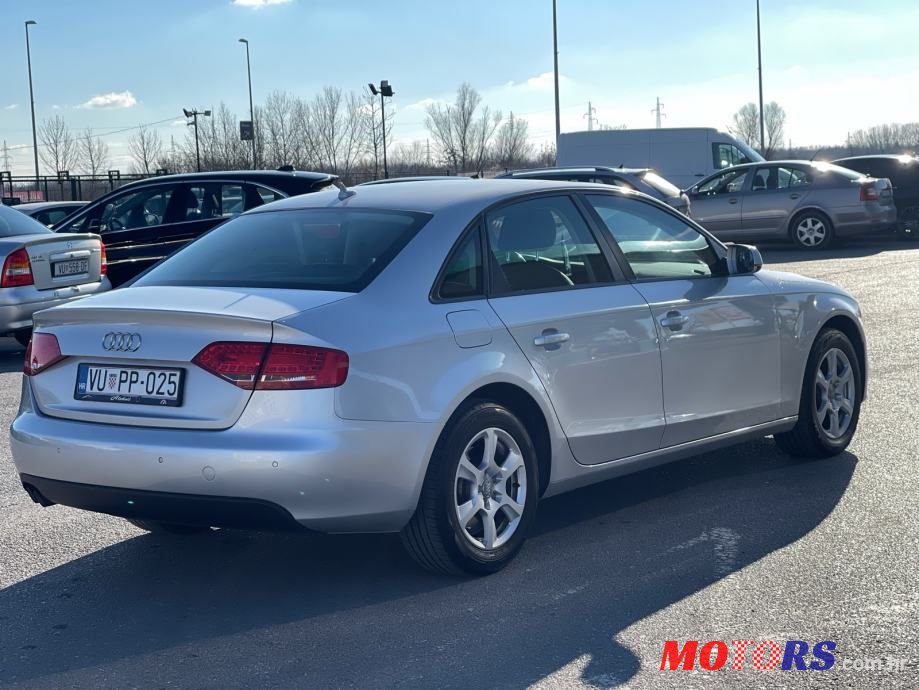2011' Audi A4 2,0 Tdi photo #5