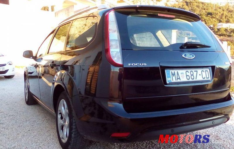 2010' Ford Focus Karavan 1,6 photo #2