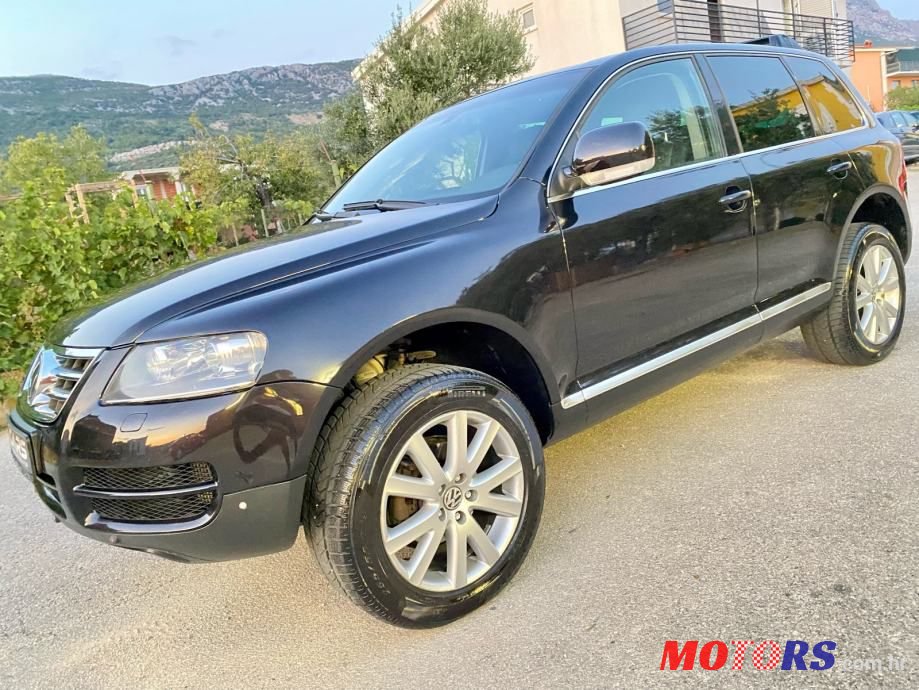 2006' Volkswagen Touareg photo #4