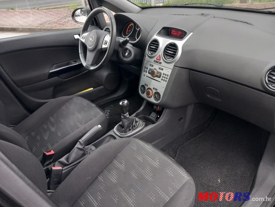 2011' Opel Corsa 1,2 16V photo #3