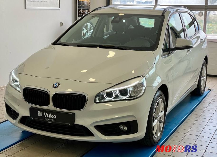 2017' BMW Serija 2 Active Tourer 218D photo #1