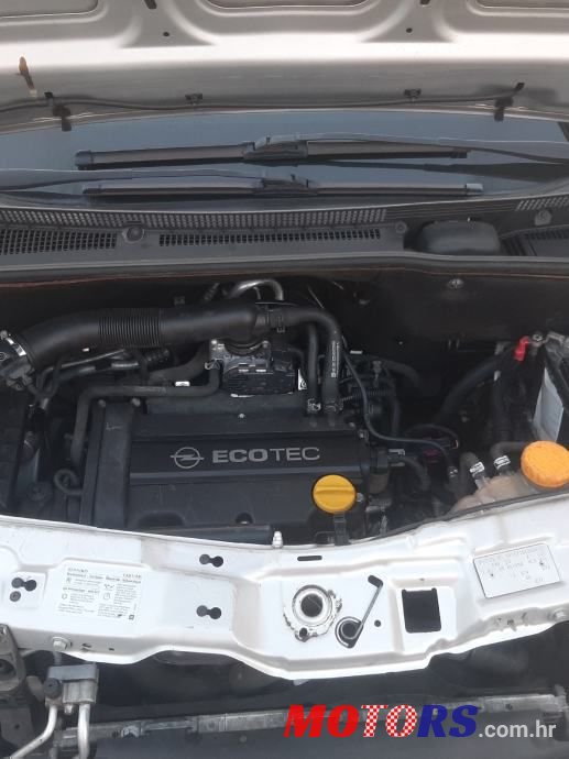 2005' Opel Meriva 1,4 16V photo #6