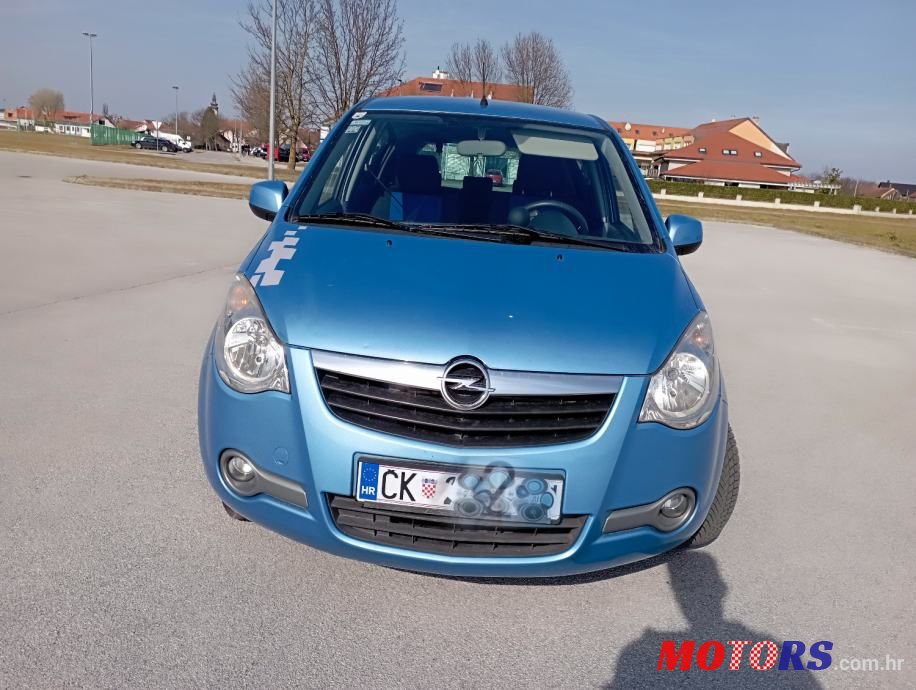 2010' Opel Agila 1,0 photo #1