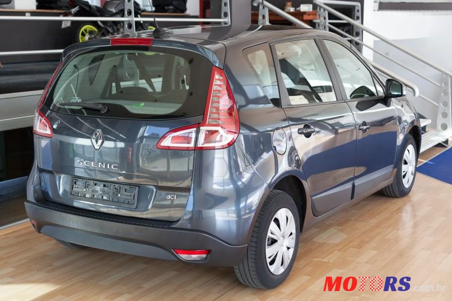 2010' Renault Scenic 1,5 Dci photo #1