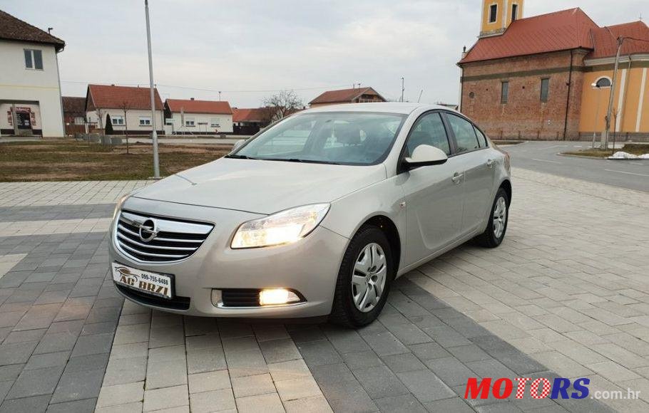 2011' Opel Insignia 2,0 Cdti photo #1