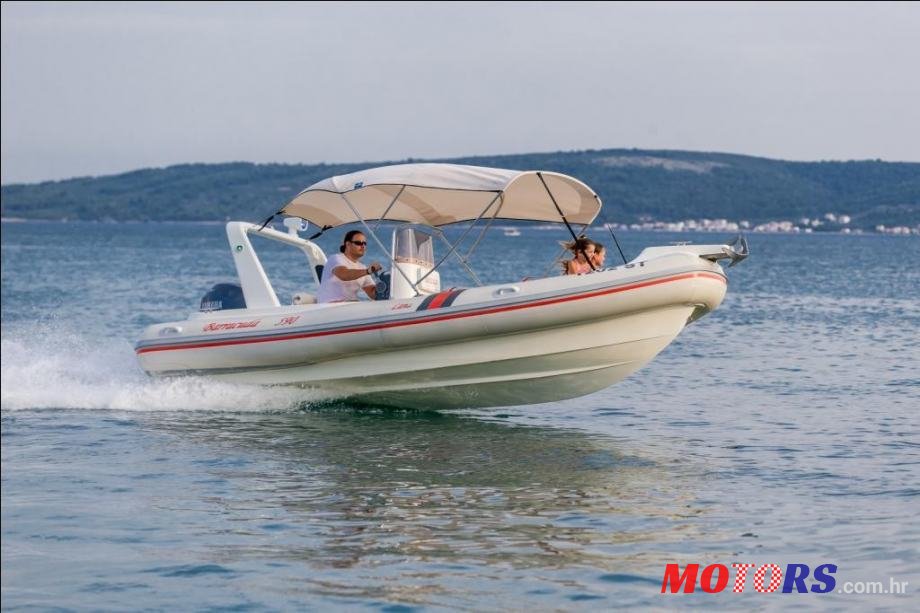 2011' Barracuda 590 photo #1