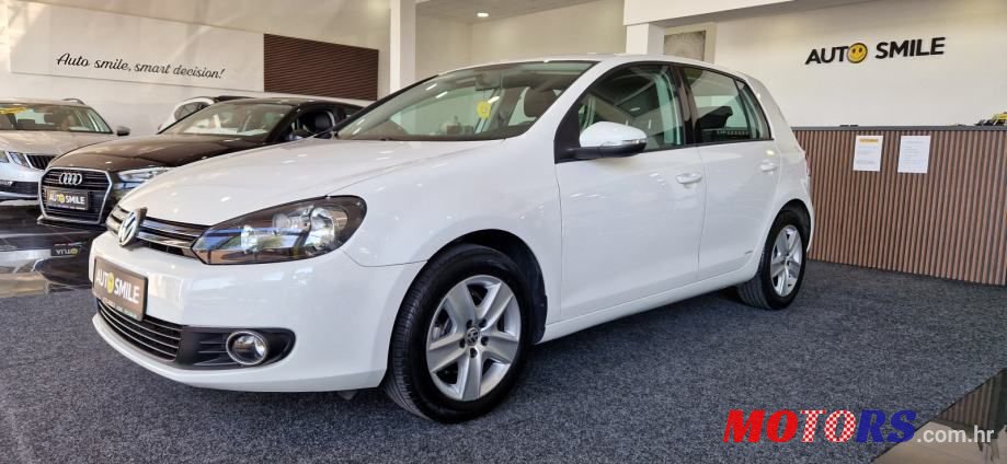 2014' Volkswagen Golf 6 1,6 Tdi photo #1