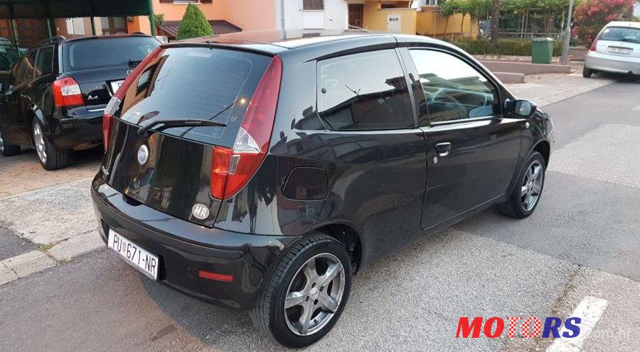 2004' Fiat Punto 1,2 photo #2