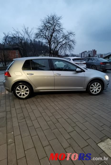 2013' Volkswagen Golf 7 2,0 Tdi Bmt photo #4