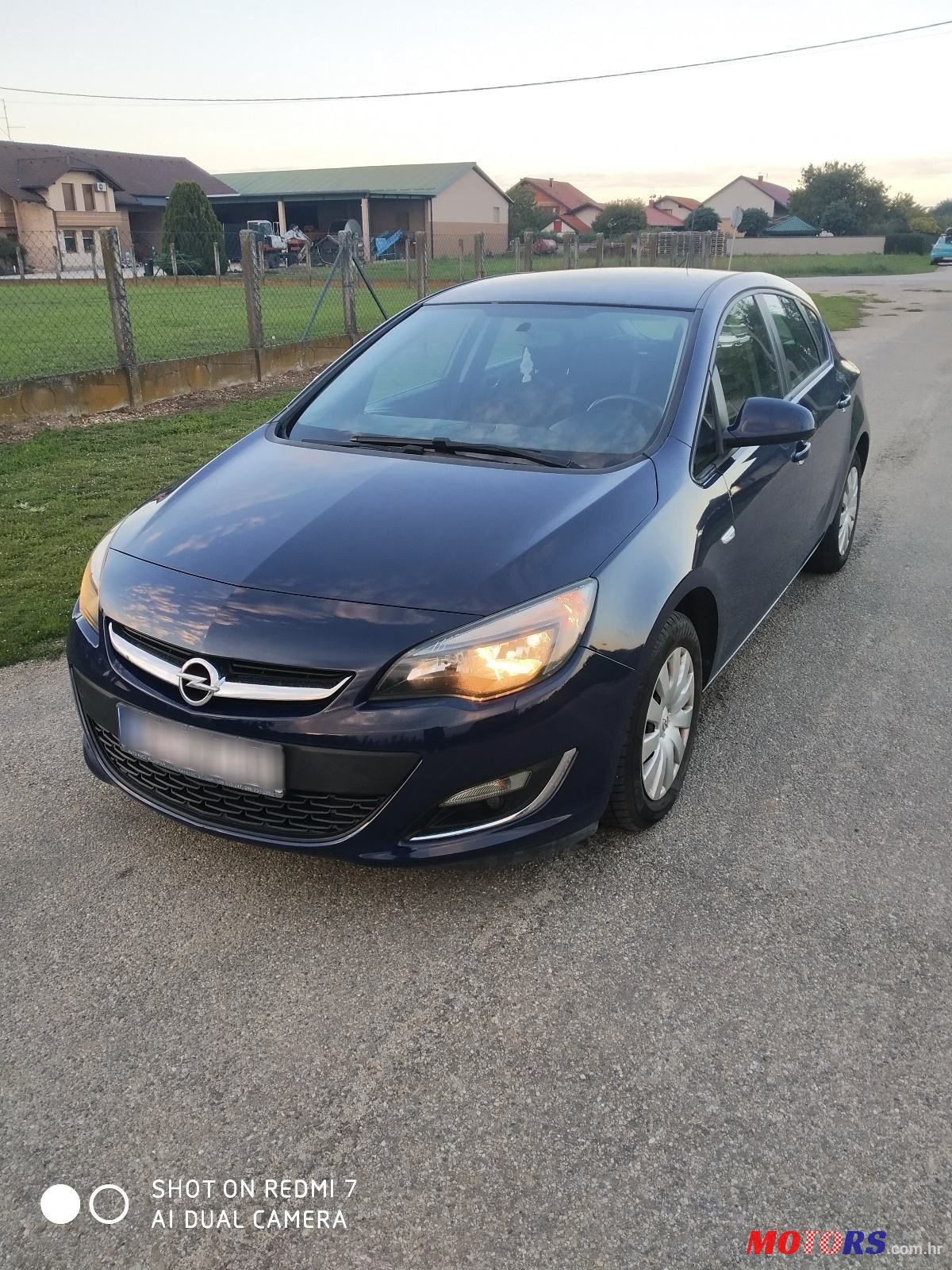 2014' Opel Astra 1.7 Cdti photo #1