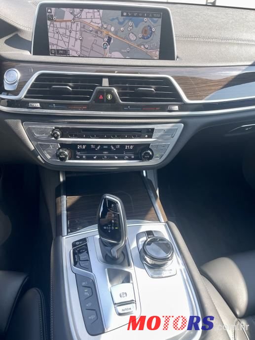 2019' BMW Serija 7 745Le Xdrive photo #6