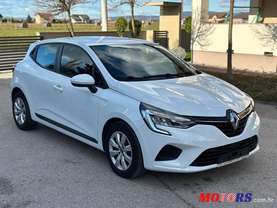 2020' Renault Clio Dci photo #1
