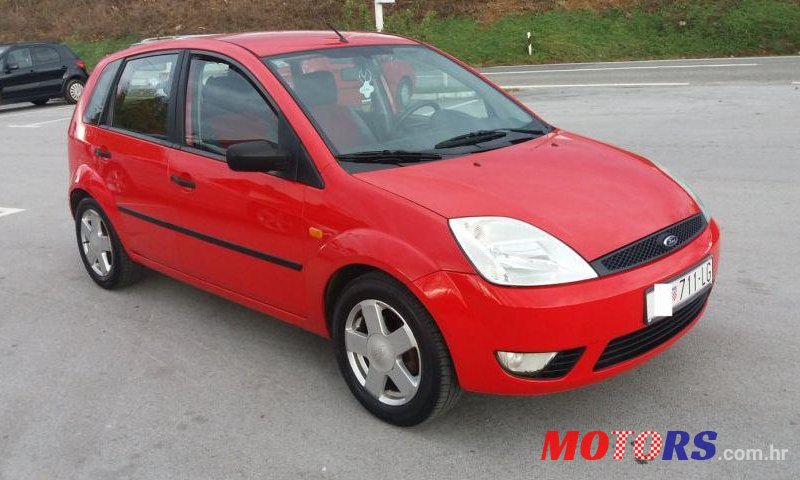 2003' Ford Fiesta photo #2