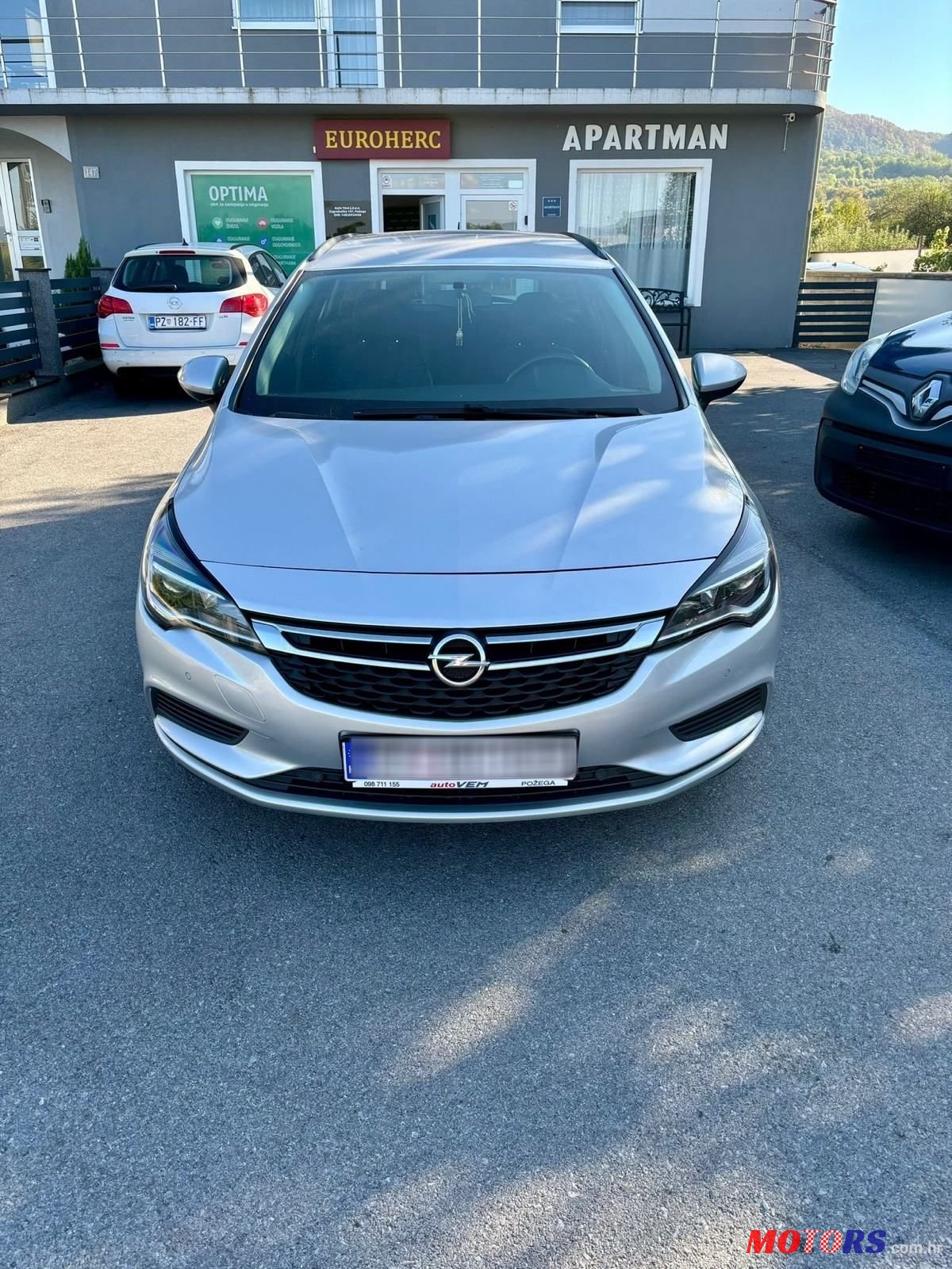 2018' Opel Astra Karavan photo #5