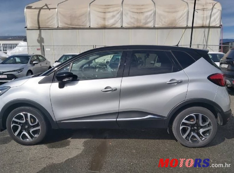 2016' Renault Captur photo #3