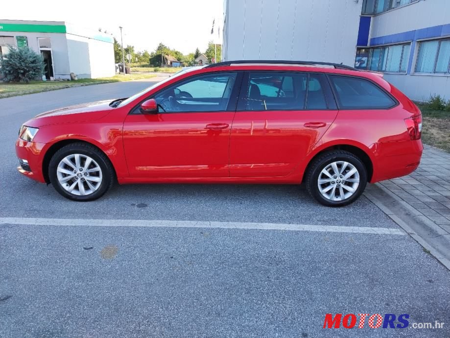 2019' Skoda Octavia Combi photo #6