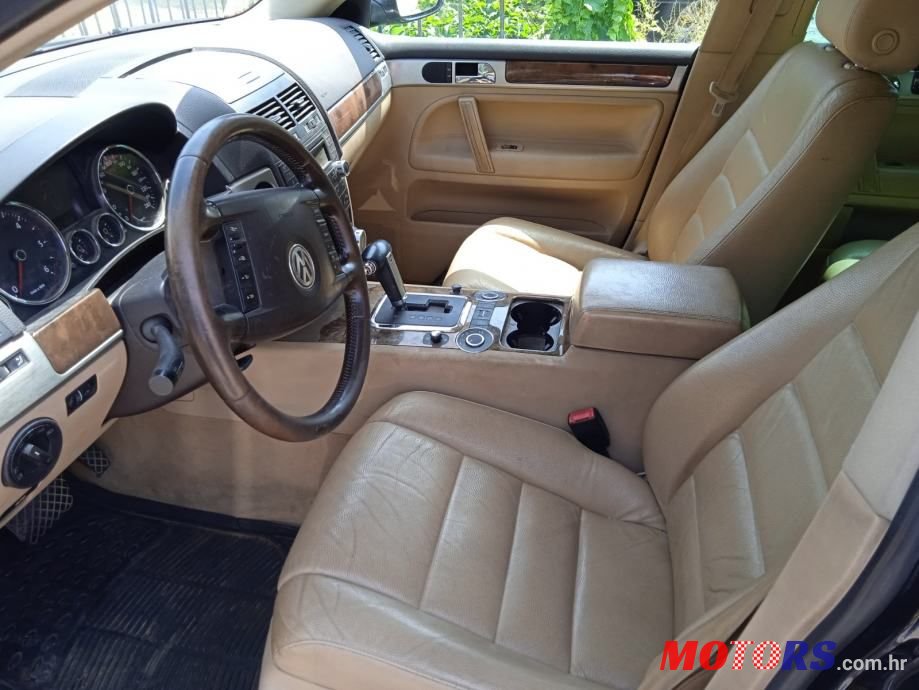 2007' Volkswagen Touareg 2,5 R5 Tdi photo #4