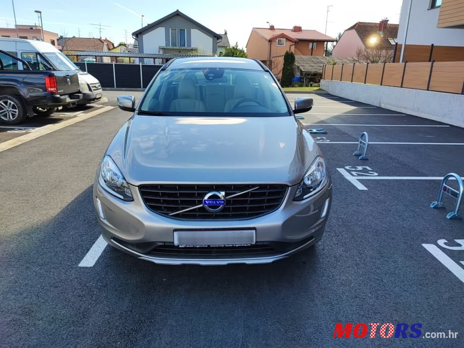 2015' Volvo XC60 Fwd D3 photo #6