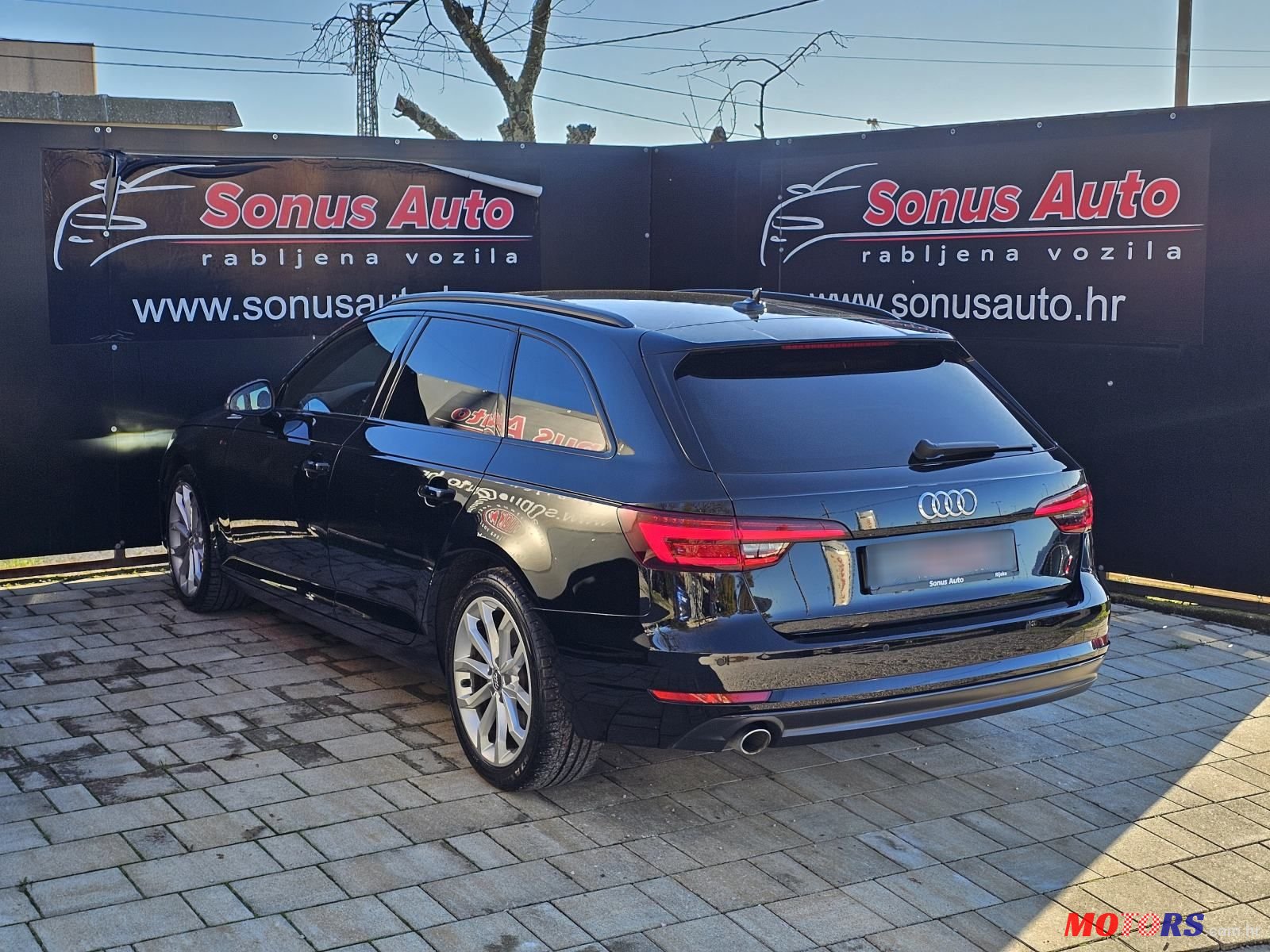 2018' Audi A4 Avant photo #4