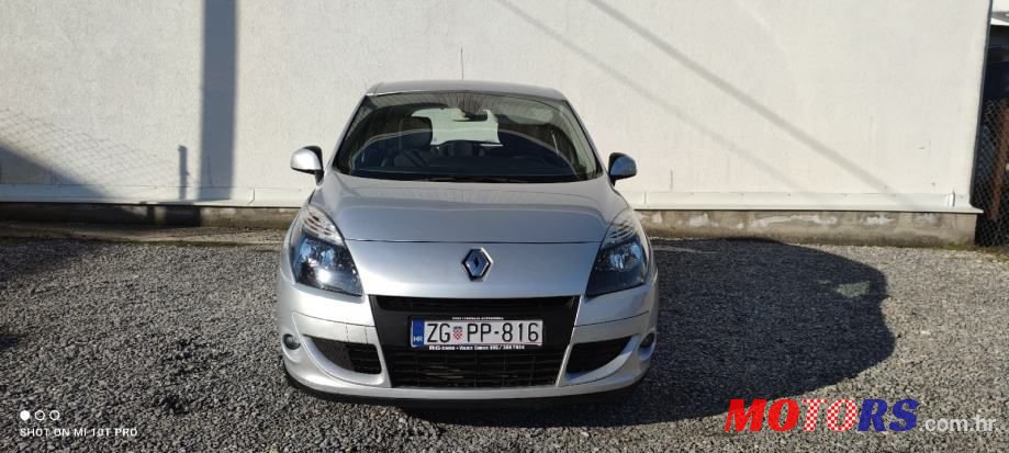 2012' Renault Scenic 1,6 Dci photo #3