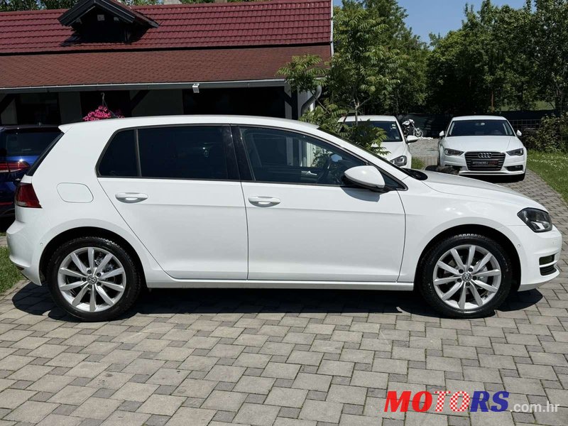 2015' Volkswagen Golf VII photo #5
