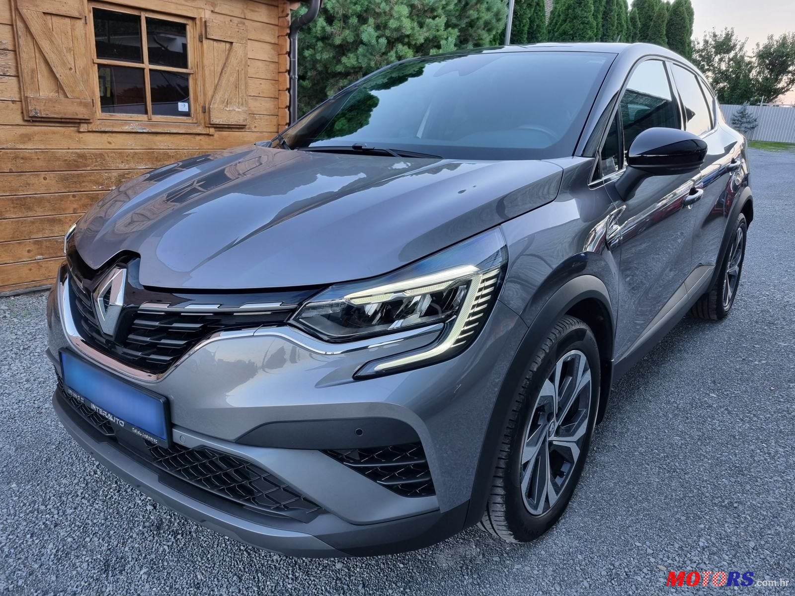 2021' Renault Captur Tce photo #1