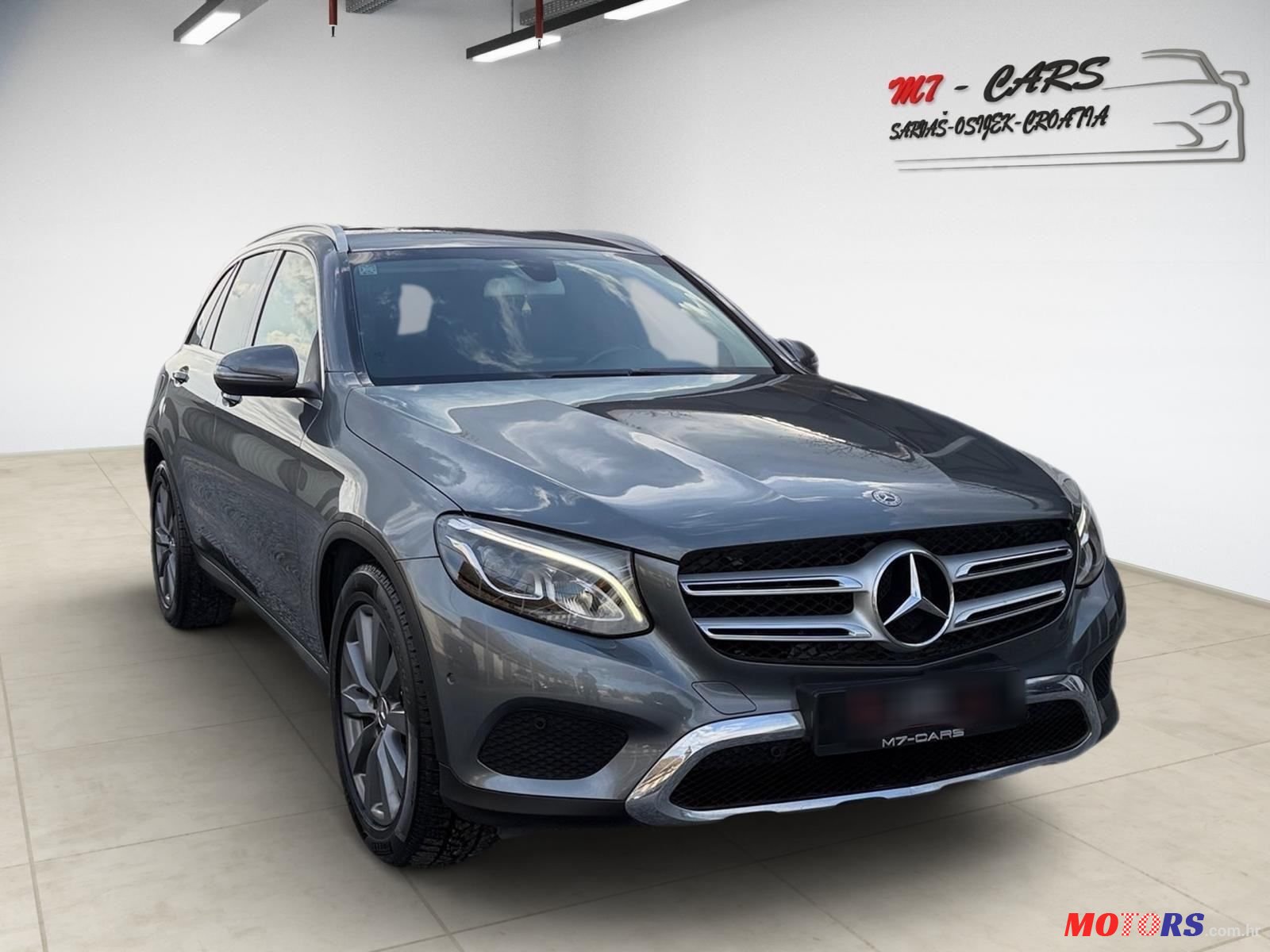 2017' Mercedes-Benz GLC 220 D photo #5