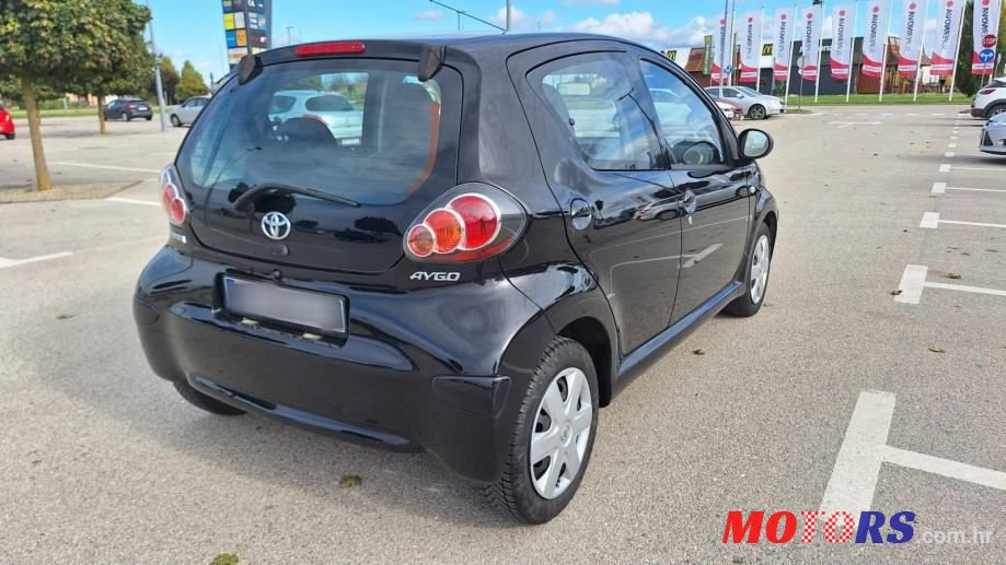 2009' Toyota Aygo 1,0 Vvt-I Cool photo #4