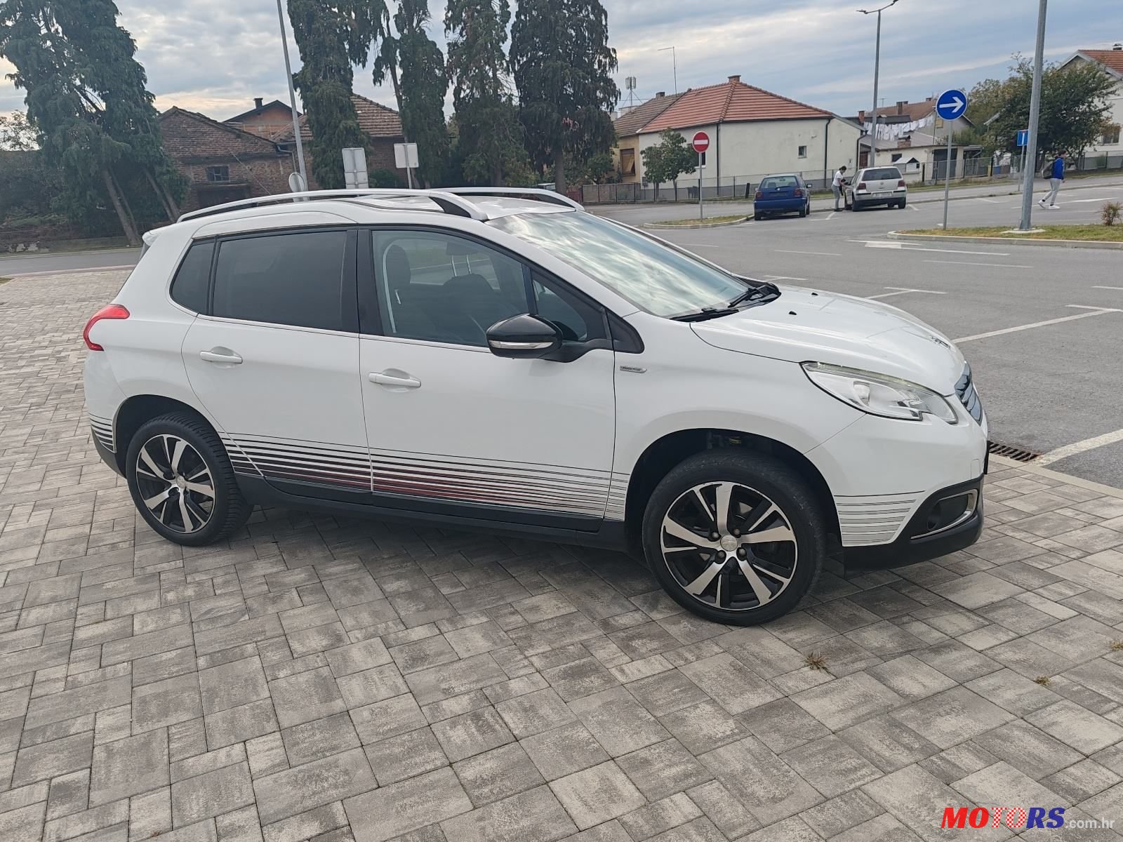 2016' Peugeot 2008 1,2 Vti photo #4